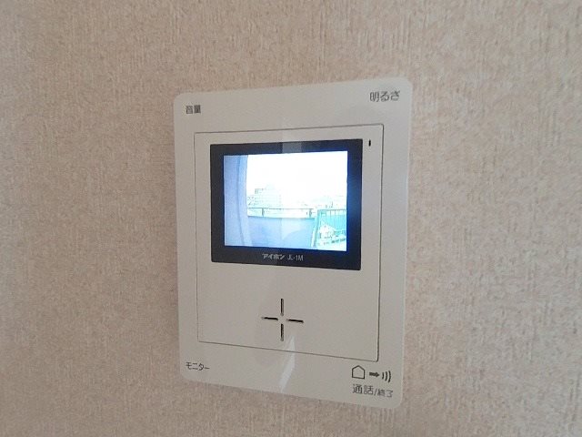 セキュリティ　モニター付きインターホン♪