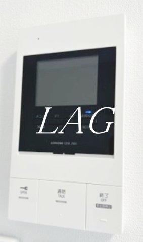 セキュリティ　モニター付きインターフォンです。（同仕様設備です。）