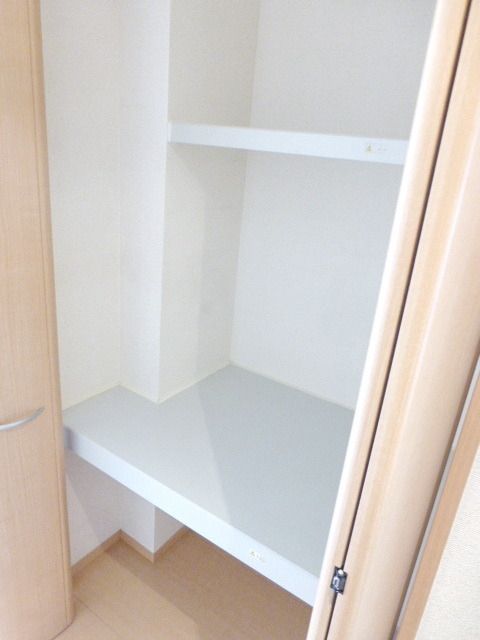 収納　★中通路にある大きな収納★