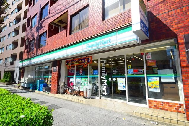 コンビニ　★★ファミリーマート（コンビニ）まで376m