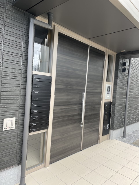 エントランス　オートロック共用玄関・郵便ポスト・宅配ＢＯＸ