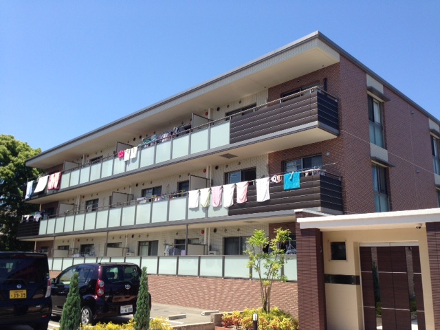 建物外観　浴室乾燥機：モニター付インターホン：２４時間換気システム！