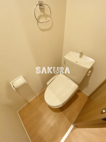 トイレ　嬉しい温水洗浄便座♪