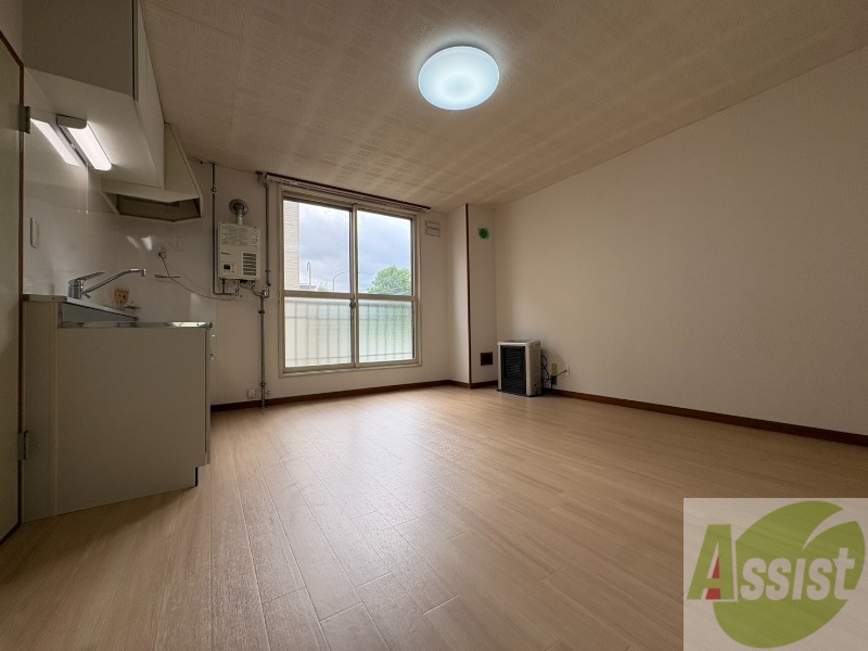 居室・リビング　広くてキレイなお部屋が広がっていて、充実した生活が送れそう。
