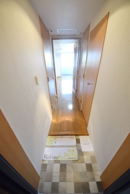 玄関　★広々とした玄関です★