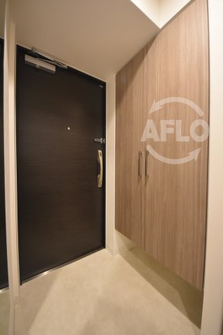 玄関　ラフォルム鎗屋町　玄関