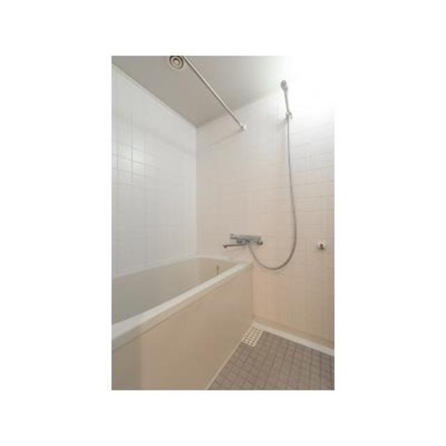 バス・シャワールーム　※写真は同タイプ住戸です。