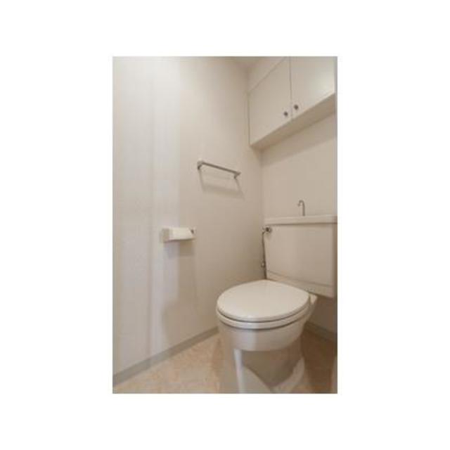 トイレ　※写真は同タイプ住戸です。