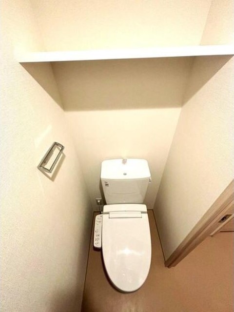 トイレ　シャワートイレ
