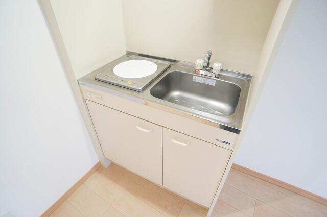 キッチン　別部屋の参考写真です。