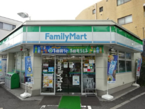 コンビニ　ファミリーマート 高円寺南三丁目店（コンビニ）まで89m