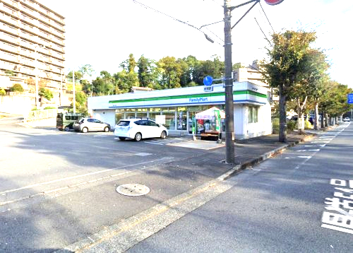コンビニ　ファミリーマート 座間入谷西店（コンビニ）まで1792m