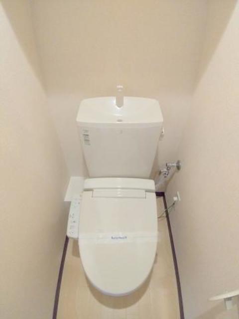 トイレ　別部屋同仕様タイプ