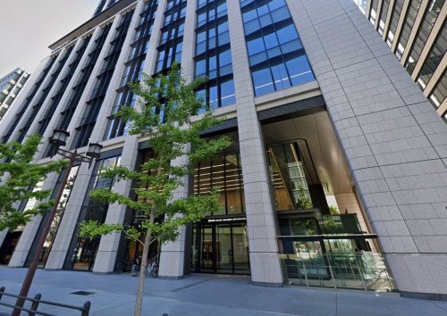 銀行　三菱UFJ銀行梅田新道支店（銀行）まで100m