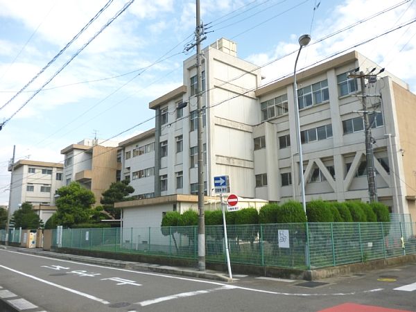 小学校　豊山町立志水小学校（小学校）まで682m
