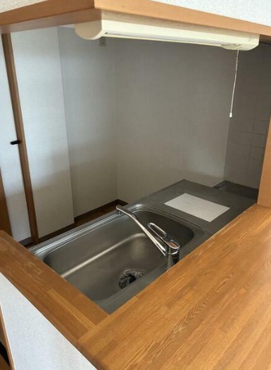 仙台市地下鉄南北線 北四番丁駅 徒歩14分 3階建 築24年のキッチン写真