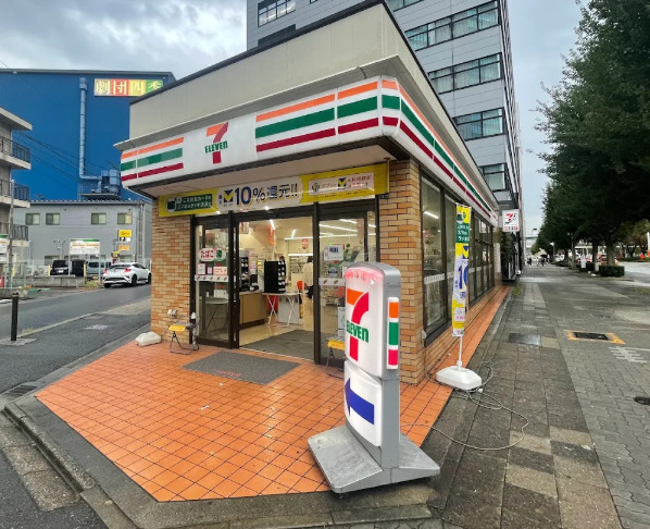 コンビニ　セブンイレブン 名古屋名駅南2丁目店（コンビニ）まで295m