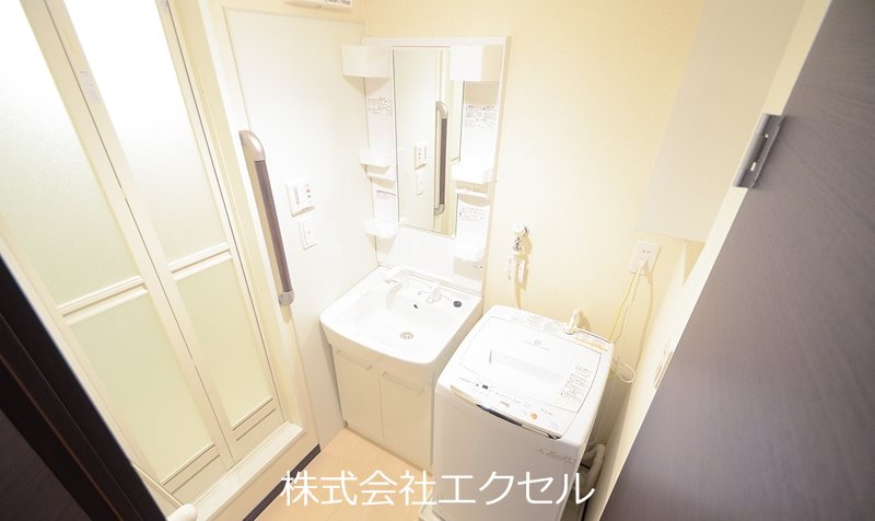 洗面設備　同等タイプのイメージ写真です。
