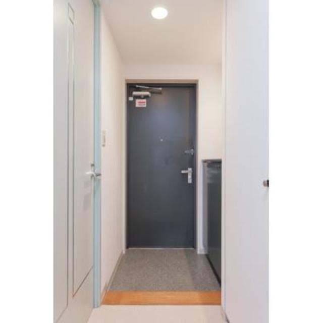 玄関　※写真は同タイプ住戸です。