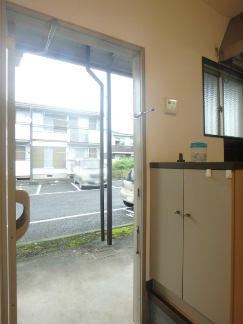 玄関　図面と現状に相違がある場合には現状を優先