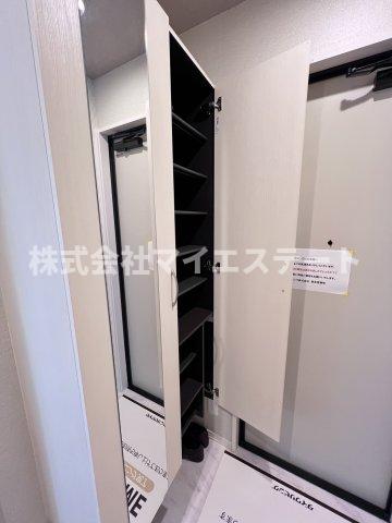 玄関　別部屋写真