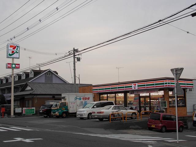 コンビニ　セブンイレブン清原台店（コンビニ）まで140m