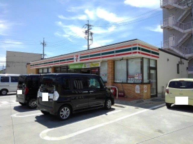 コンビニ　セブンイレブン長野大通り店（コンビニ）まで225m