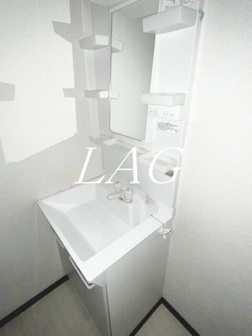 洗面設備　洗面台です。