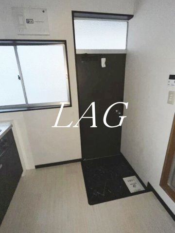 玄関　玄関です。