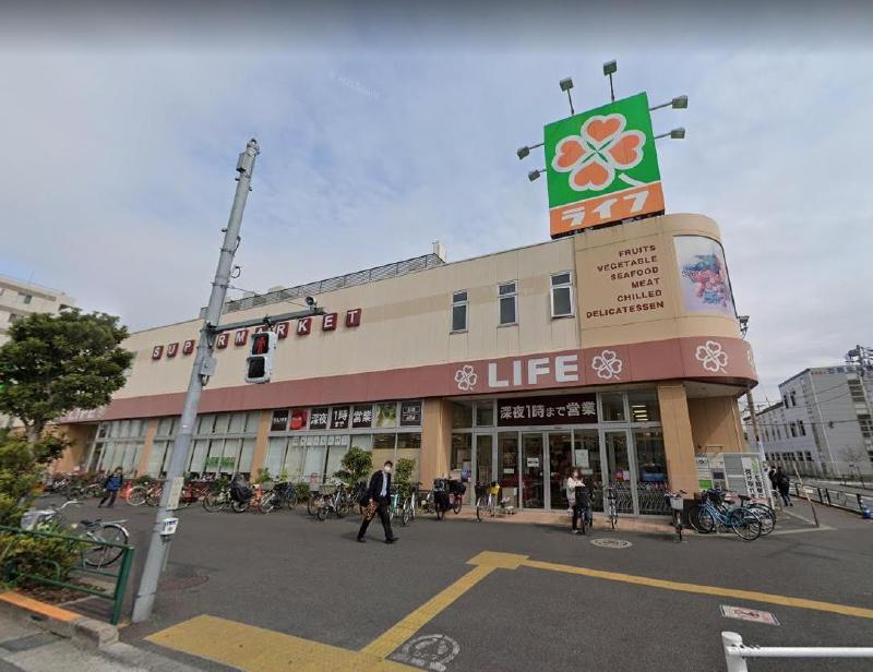 スーパー　ライフ六町駅前店（スーパー）まで400m
