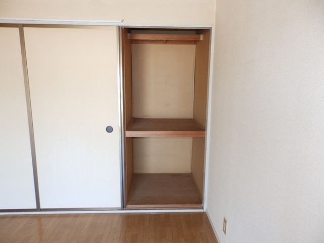 羽衣ハイツの内装写真