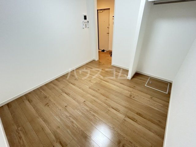 サクラヴィスタ大倉山の居間写真