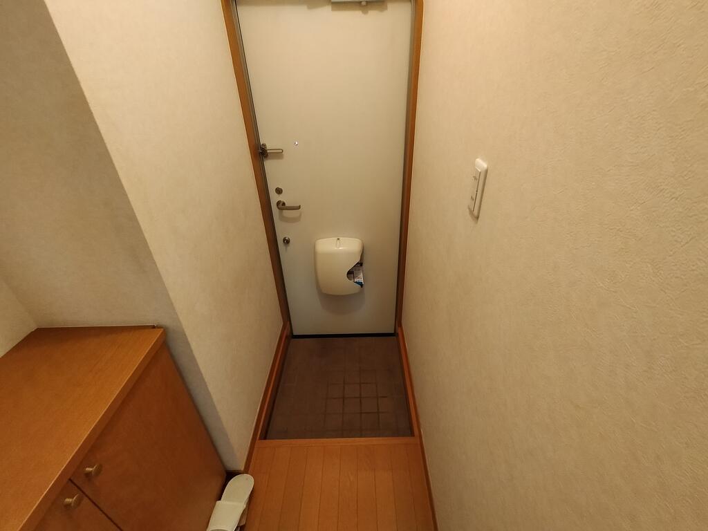 東急東横線 元住吉駅 徒歩5分 2階建 築20年の玄関写真