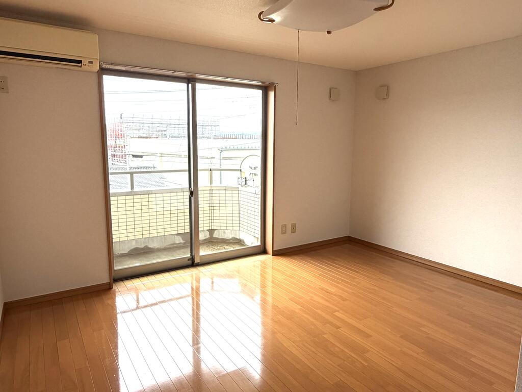 ルーチェ南町の居間写真