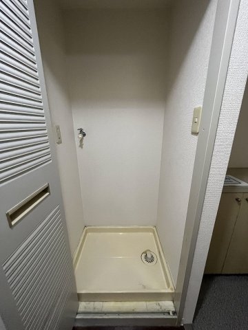 地下鉄四つ橋線 四ツ橋駅 徒歩5分 9階建 築33年のその他写真