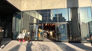 飲食店　スターバックス コーヒー 駒沢パーククォーター店（飲食店）まで429m