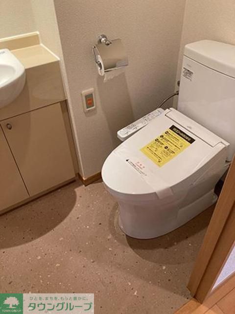 トイレ　※写真は同タイプ住戸です。
