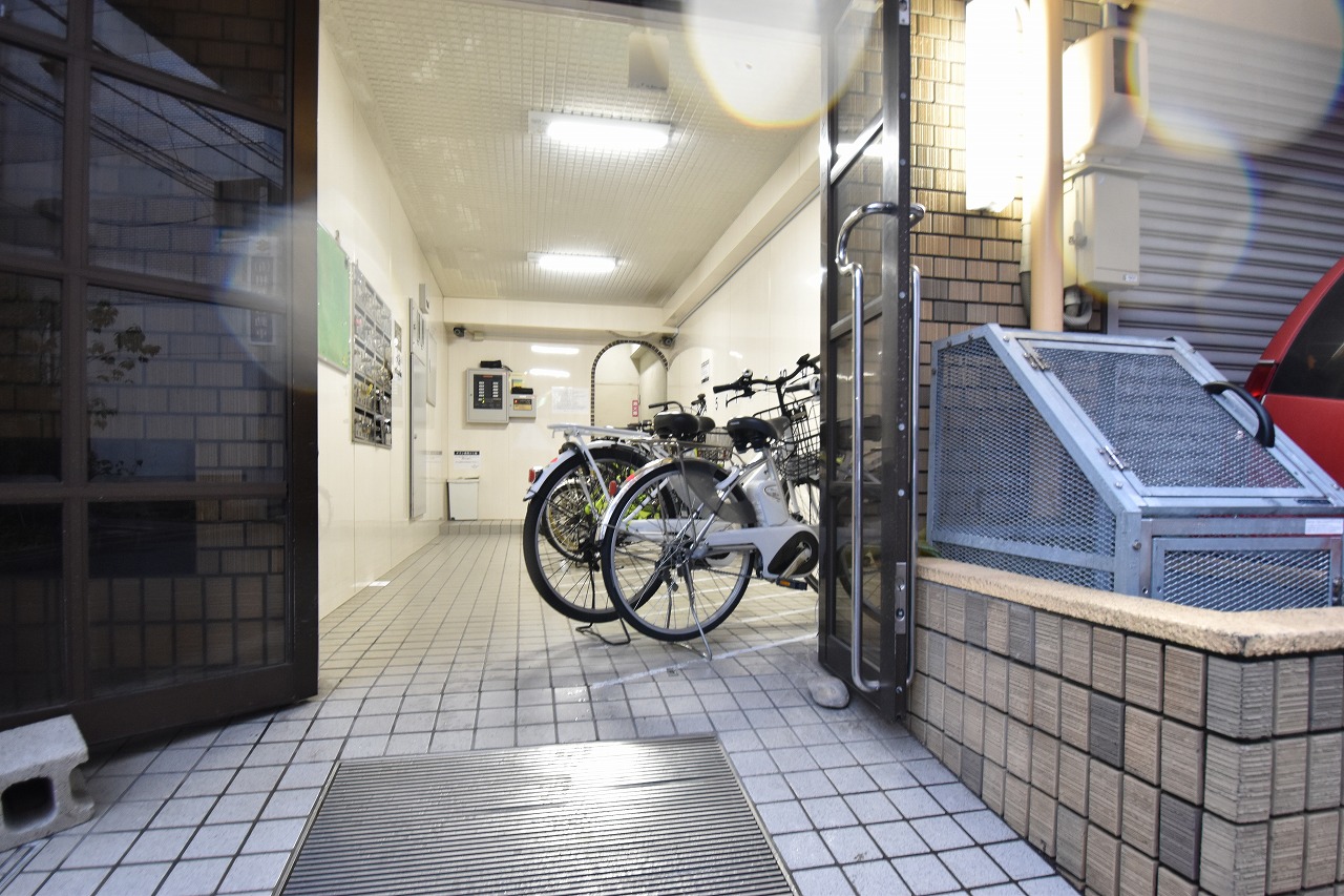 広島電鉄宇品線 鷹野橋駅 徒歩8分 5階建 築40年の外観写真