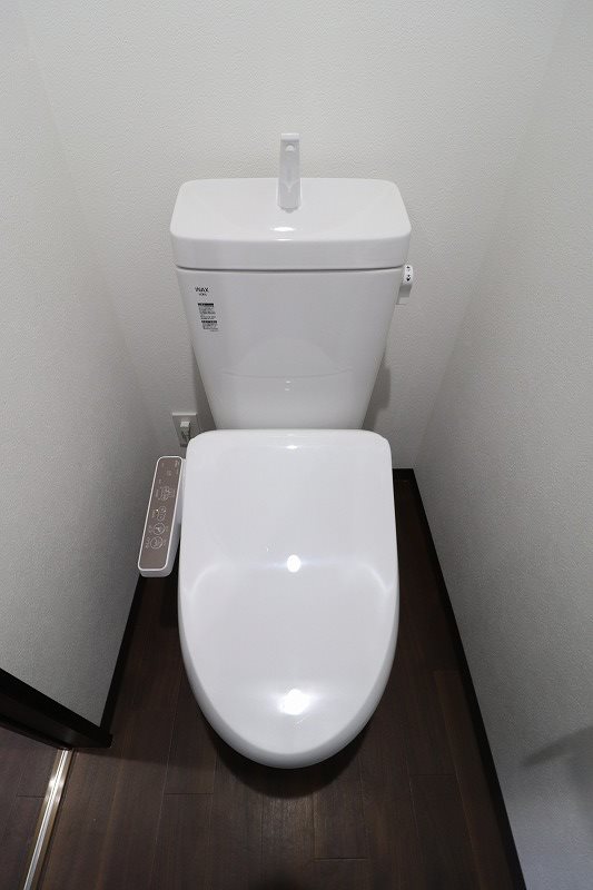 トイレ　入居前写真使用