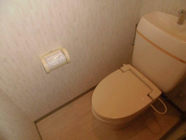 オリーブハウスのトイレ写真