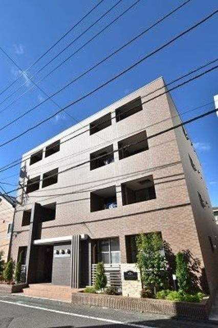 ＪＲ横浜線 相模原駅 バス乗車時間：9分 最寄りバス停で下車 徒歩2分 築11年