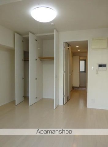 東京メトロ半蔵門線 水天宮前駅 徒歩3分 12階建 築23年の居間写真