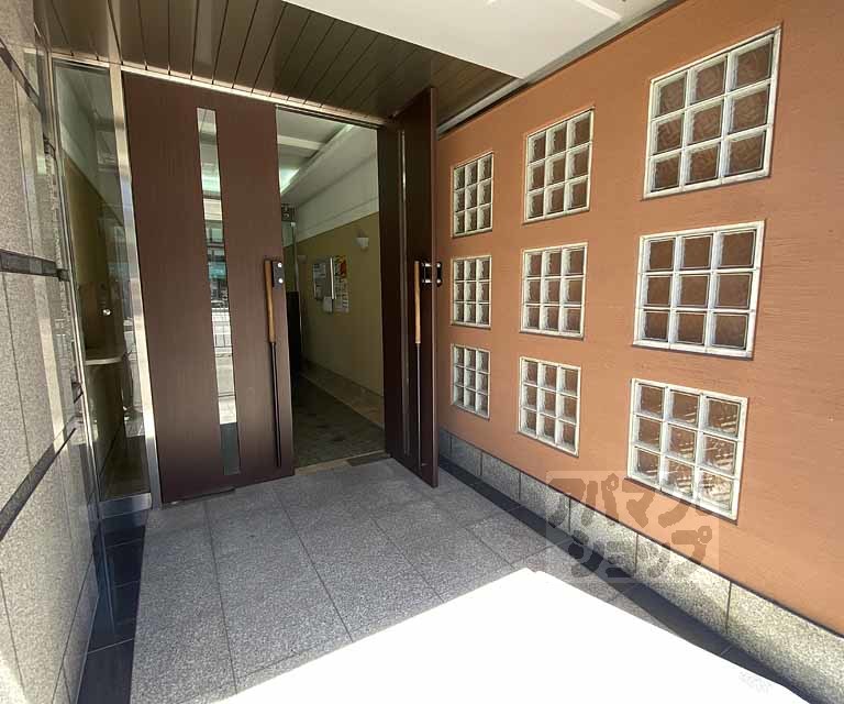 レジデンス西京極の外観写真