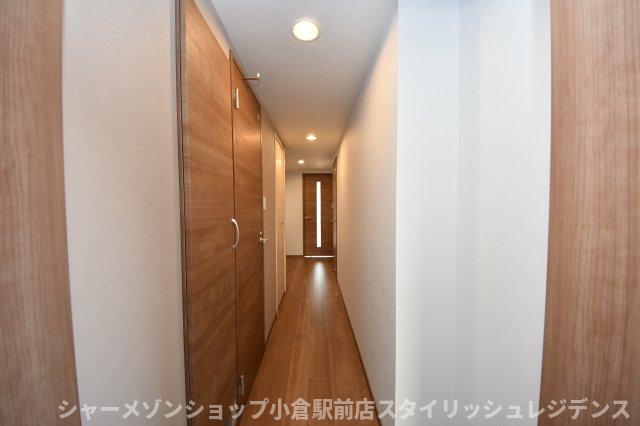 アベニール幸の玄関写真