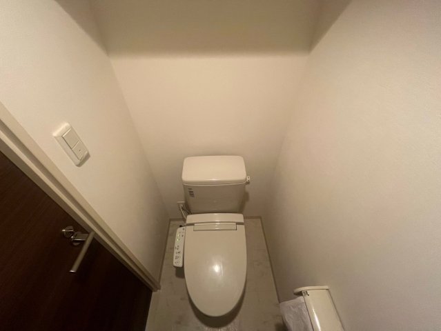 LUXE難波EASTのトイレ写真