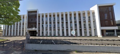大学・短大　国立弘前大学医学部保健学科（大学・短大）まで650m