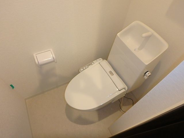 トイレ　同タイプのお部屋です