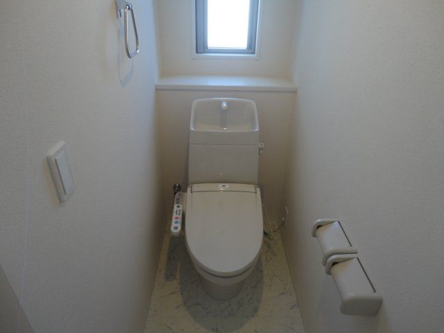 ドゥ・ヴィクトワールのトイレ写真