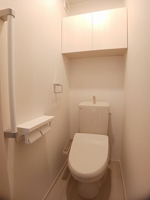 ヘッド Bのトイレ写真