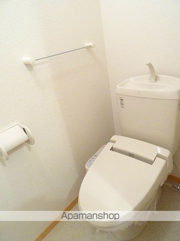 ＪＲ五日市線 武蔵五日市駅 徒歩12分 2階建 築16年のトイレ写真